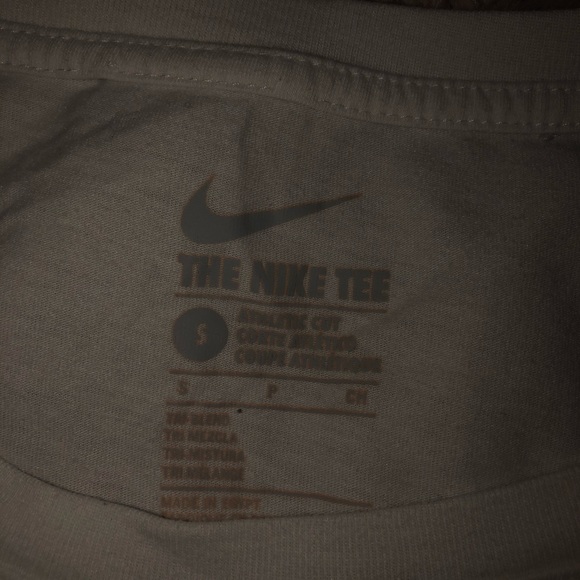 nike just do it white long sleeve - Picture 3 of 3